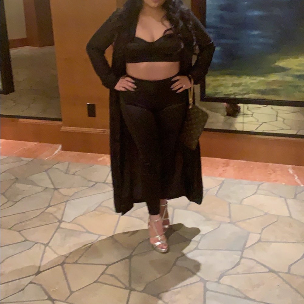 Fashion Nova Satin Black Set